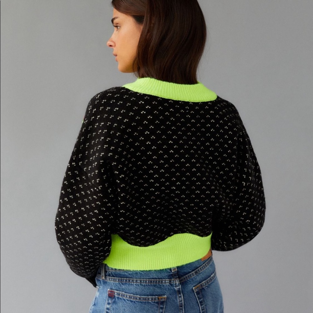 NWT UO Penguin 'Stay Chill' Half Zipper 90s Vintage Sweater- - Picture 2 of 4